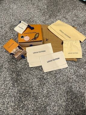 Louis Vuitton Lovers Bundle Cream Dust Bags with Orange Signature Boxes